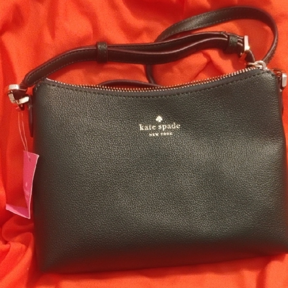 Kate Spade Green Crossbody Bag with Smooth Material and Medium Size